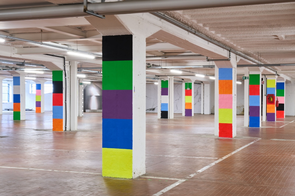 Peter Halley – Columns in 10 Colors